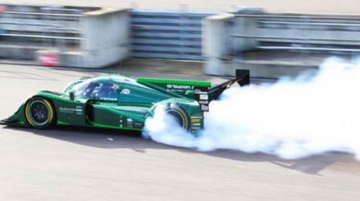 Record de viteză pentru maşinile electrice: peste 300 km/h!